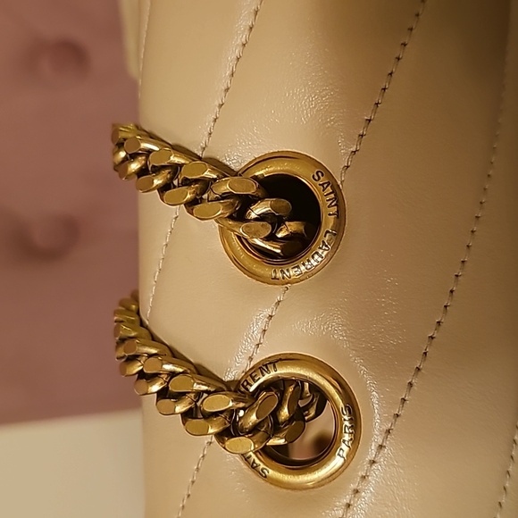 Authentic Saint Laurent Medium Loulou Shoulder Bag - Picture 9 of 17